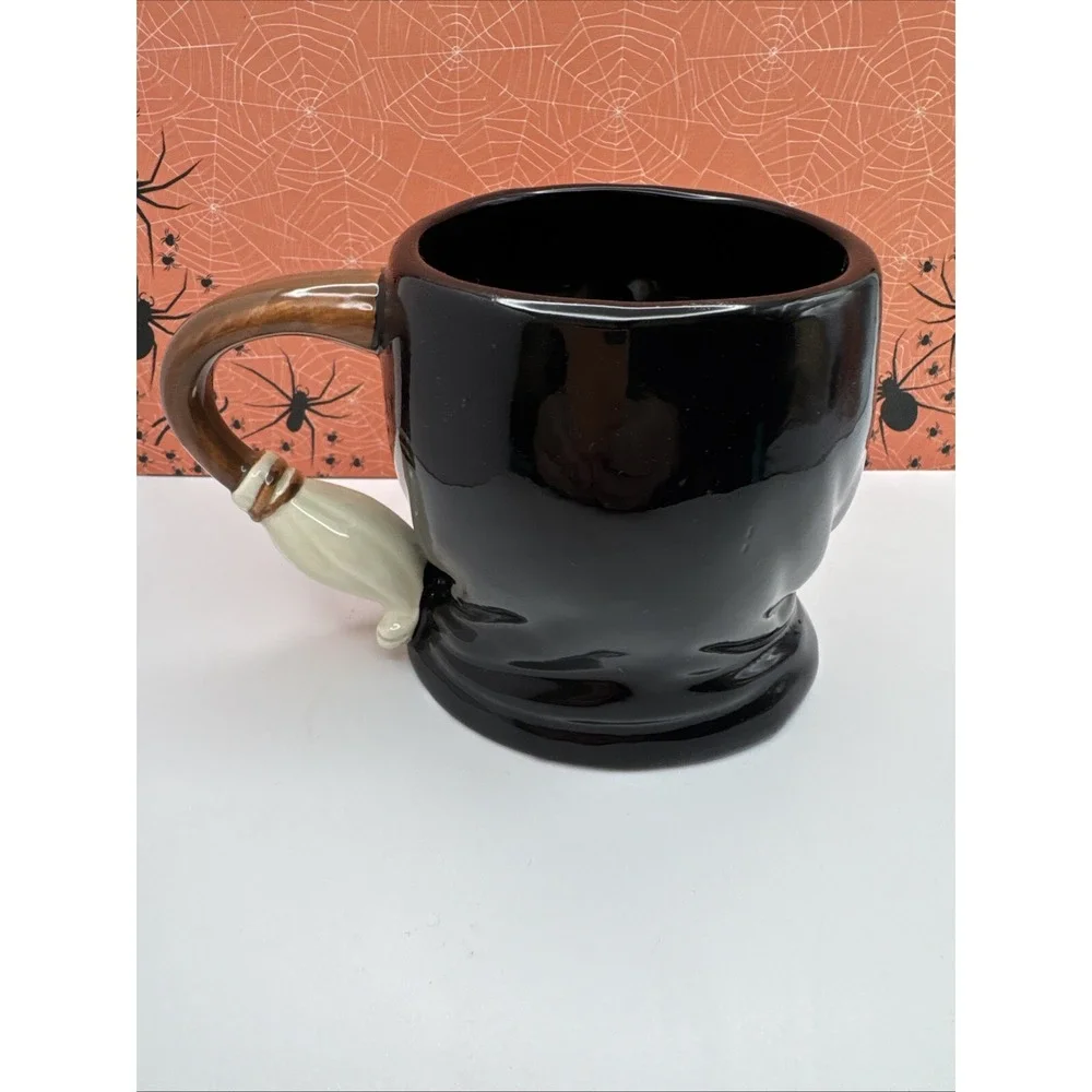 Williams Sonoma Halloween Coffee Mug Cup 3D Figural Witch Face‎ Broom Handle New